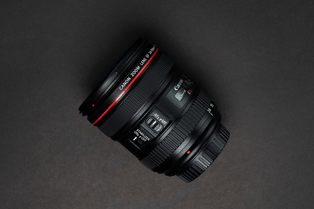 13-04 EF lens